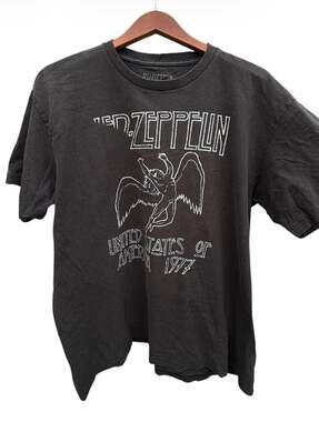 Led Zeppelin 1977 United States of America Tour Graphic T-Shirt